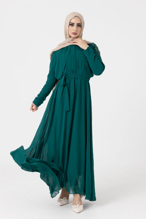 Noura's Emerald Elegance - Image 3