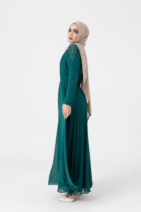 Noura's Emerald Elegance - Image 6