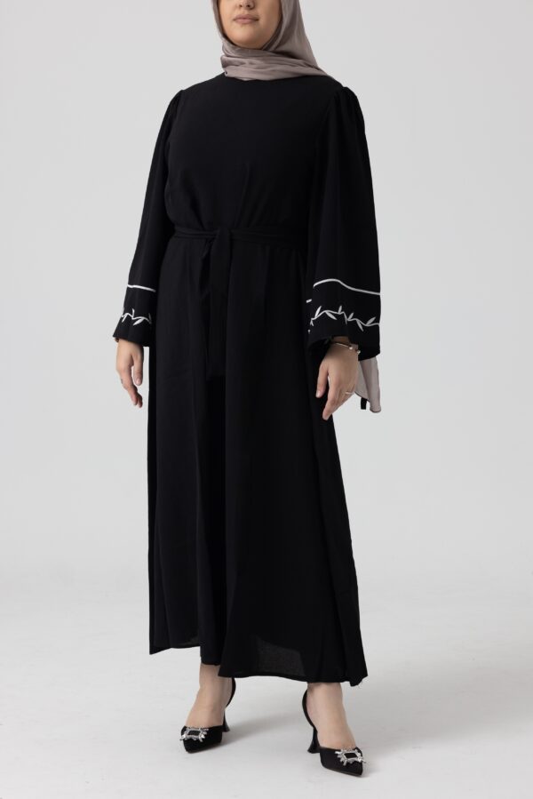 Black abaya